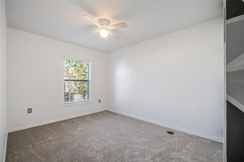 For Sale: $285,000 (3 beds, 2 baths, 1703 Square Feet)