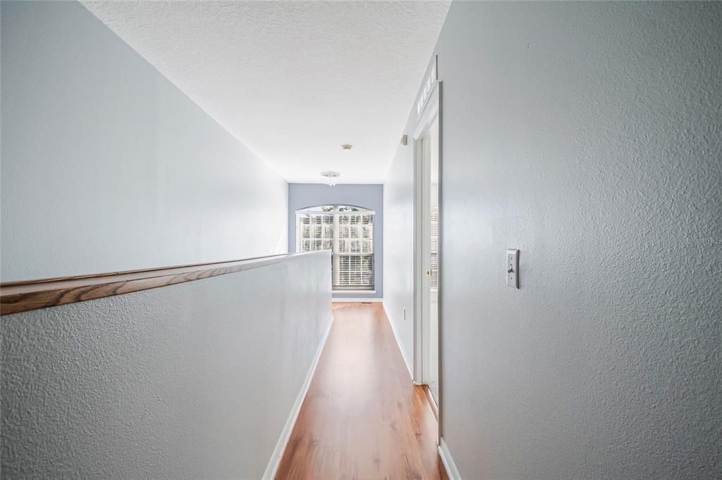 For Sale: $285,000 (3 beds, 2 baths, 1703 Square Feet)