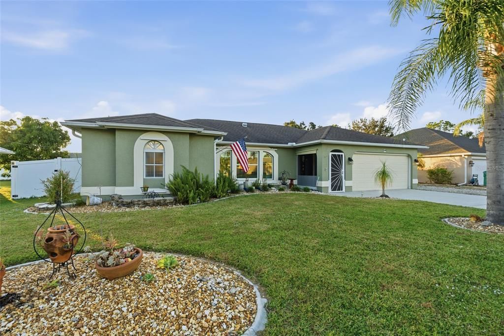 For Sale: $324,888 (3 beds, 2 baths, 1805 Square Feet)