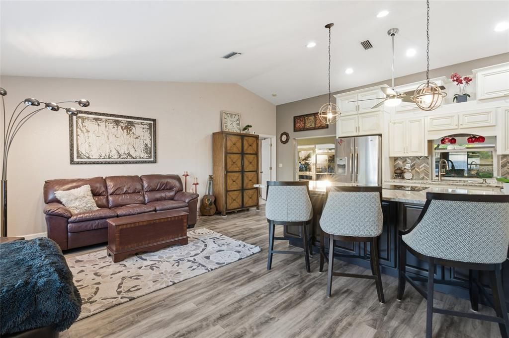 For Sale: $324,888 (3 beds, 2 baths, 1805 Square Feet)