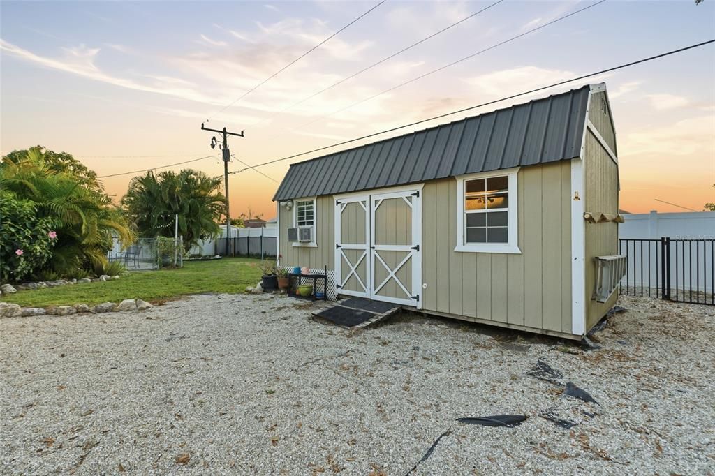 For Sale: $324,888 (3 beds, 2 baths, 1805 Square Feet)