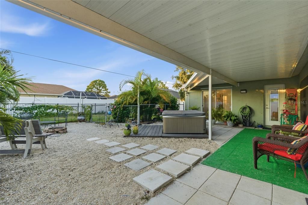 For Sale: $324,888 (3 beds, 2 baths, 1805 Square Feet)