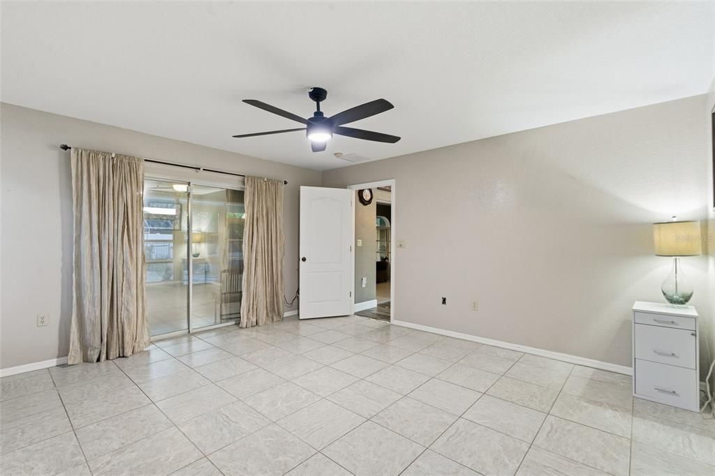 For Sale: $324,888 (3 beds, 2 baths, 1805 Square Feet)