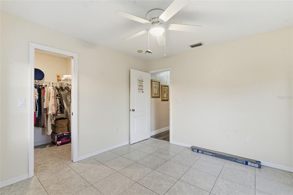 For Sale: $324,888 (3 beds, 2 baths, 1805 Square Feet)