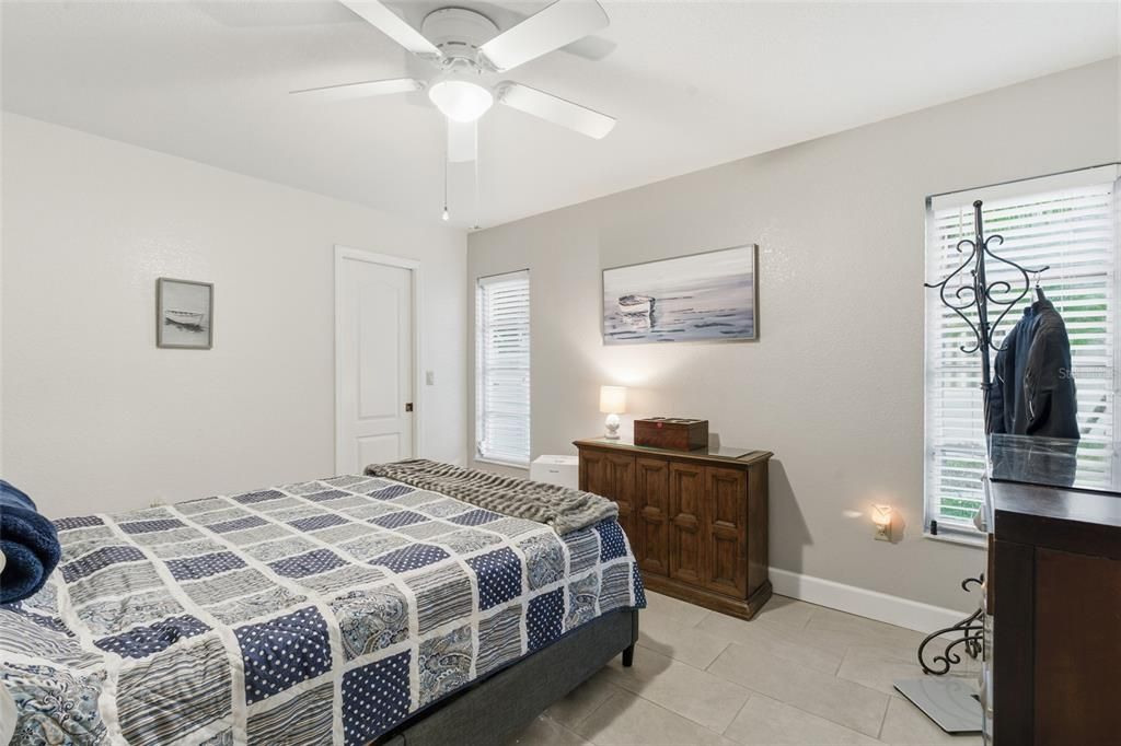 For Sale: $324,888 (3 beds, 2 baths, 1805 Square Feet)