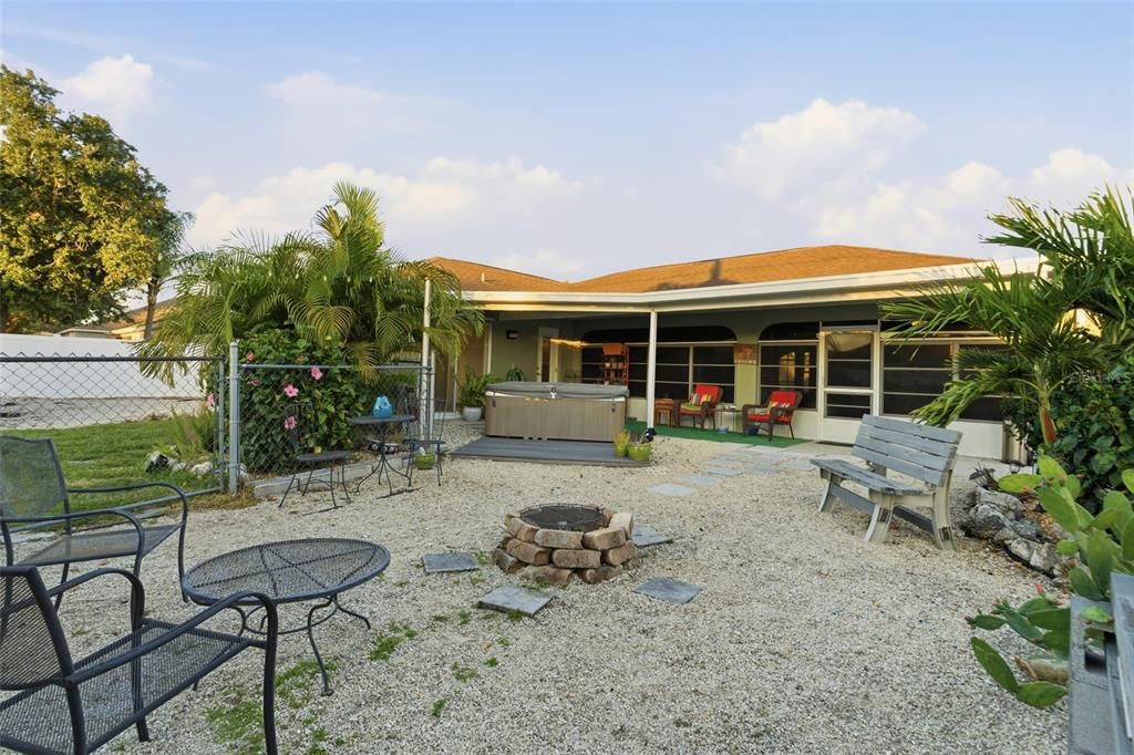 For Sale: $324,888 (3 beds, 2 baths, 1805 Square Feet)