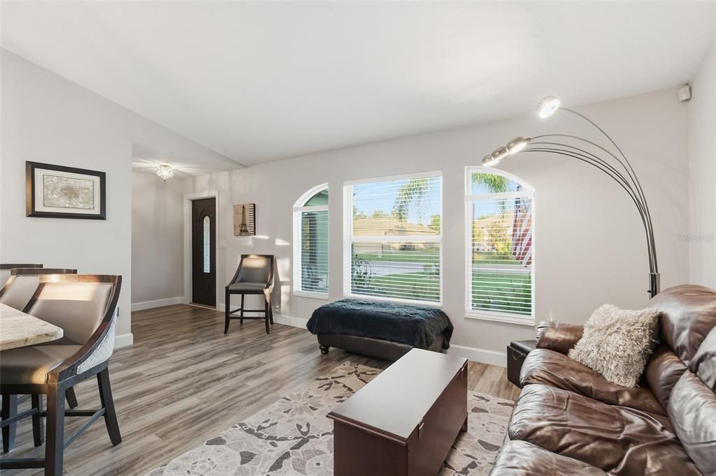 For Sale: $324,888 (3 beds, 2 baths, 1805 Square Feet)