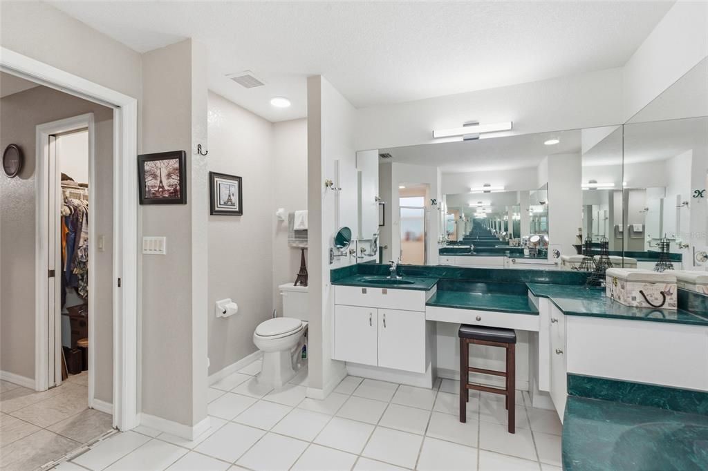 For Sale: $324,888 (3 beds, 2 baths, 1805 Square Feet)