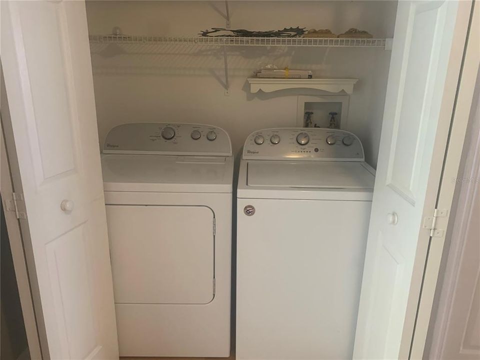 出租: $2,200 (2 贝兹, 1 浴室, 1152 平方英尺)