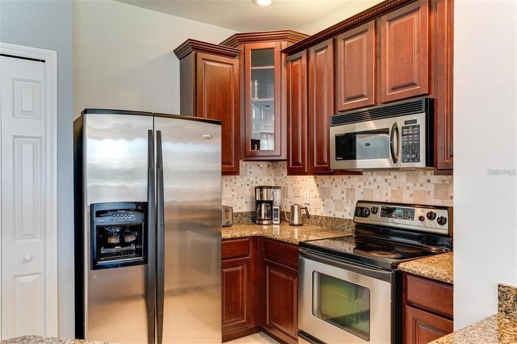 For Rent: $1,790 (3 beds, 2 baths, 1417 Square Feet)