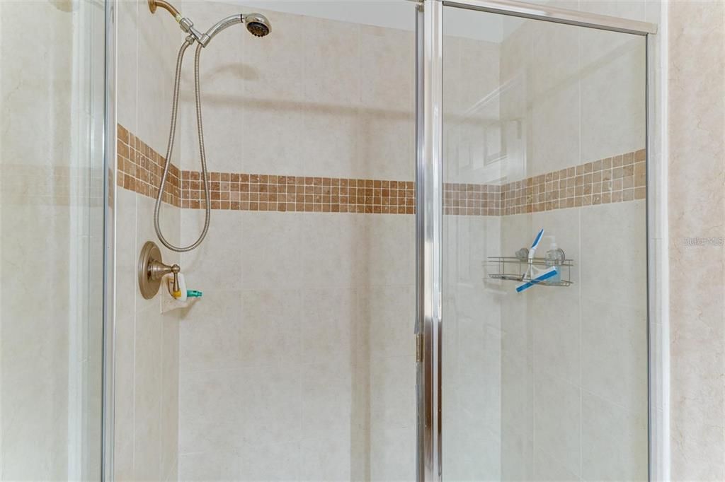 For Rent: $1,790 (3 beds, 2 baths, 1417 Square Feet)