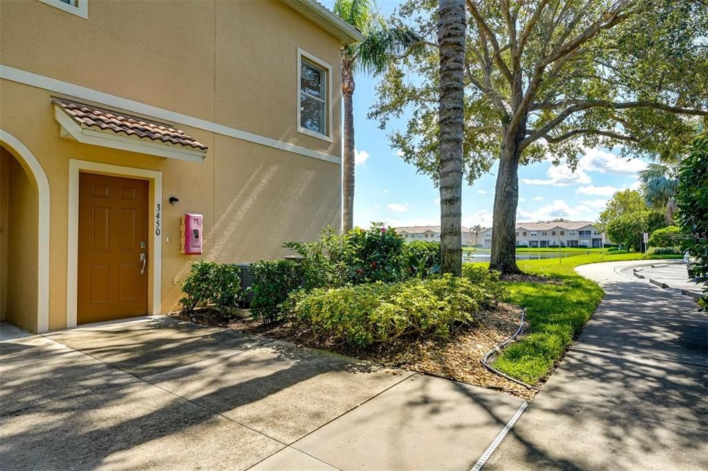 For Rent: $1,790 (3 beds, 2 baths, 1417 Square Feet)