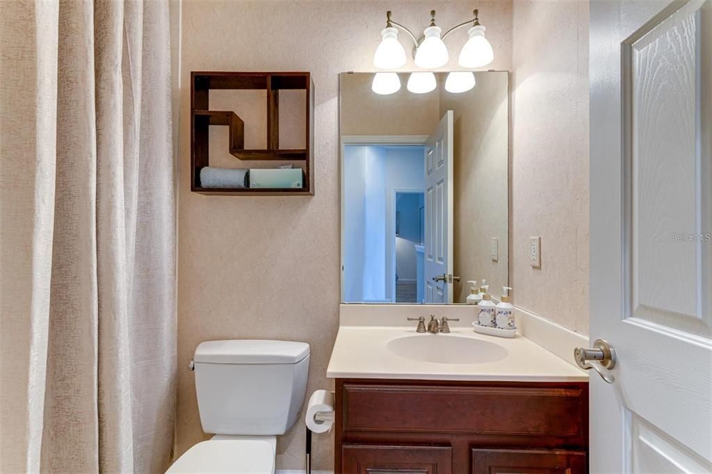 For Rent: $1,790 (3 beds, 2 baths, 1417 Square Feet)