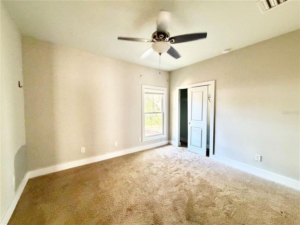 В аренду: $3,550 (4 спален, 3 ванн, 1800 Квадратных фут)