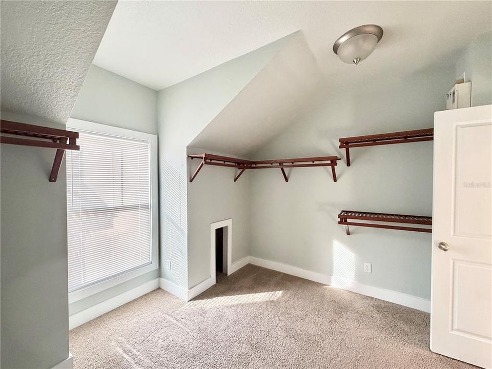 В аренду: $3,550 (4 спален, 3 ванн, 1800 Квадратных фут)