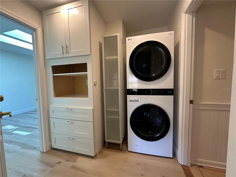 待售: $455,000 (4 贝兹, 2 浴室, 2100 平方英尺)