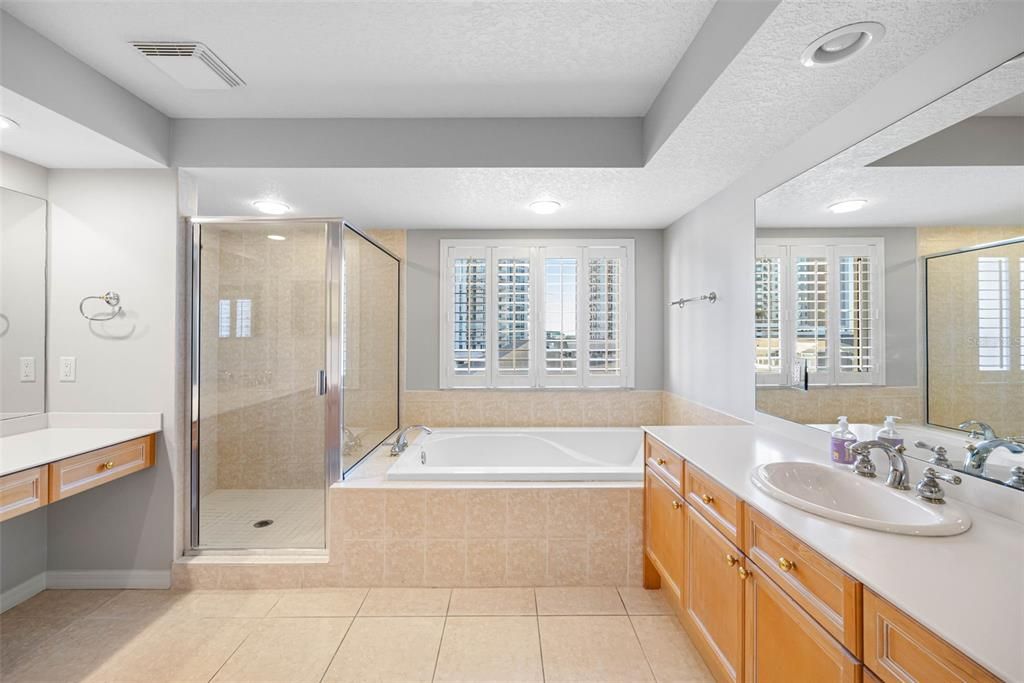 En Renta: $4,750 (2 camas, 2 baños, 1821 Pies cuadrados)