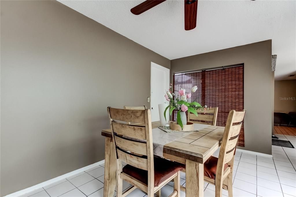 For Sale: $245,000 (3 beds, 2 baths, 1300 Square Feet)