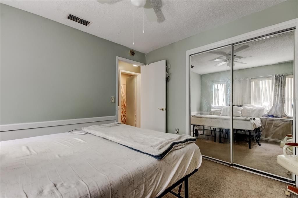 For Sale: $245,000 (3 beds, 2 baths, 1300 Square Feet)