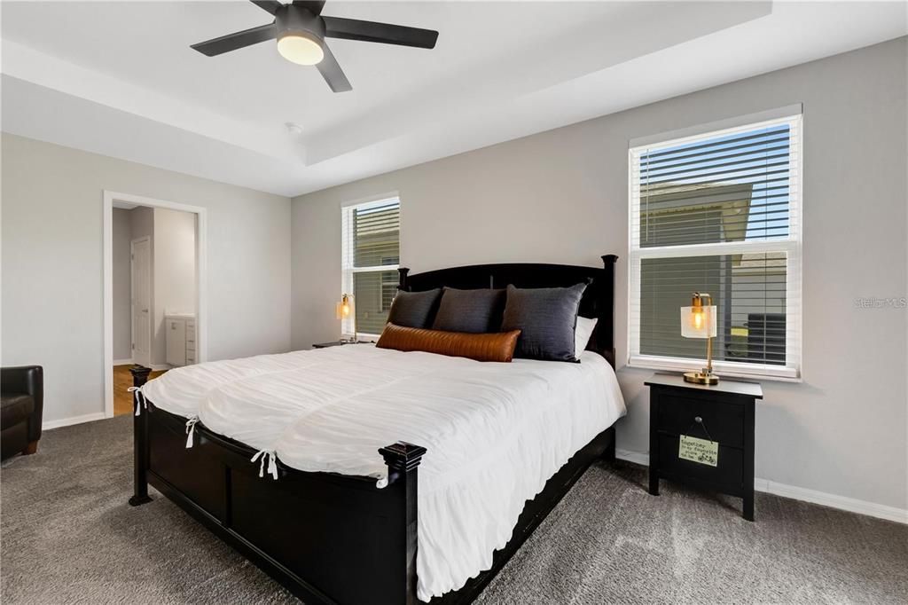 В аренду: $3,500 (5 спален, 3 ванн, 3200 Квадратных фут)