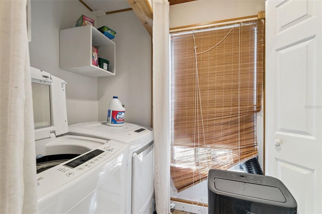 For Sale: $110,000 (2 beds, 2 baths, 1123 Square Feet)