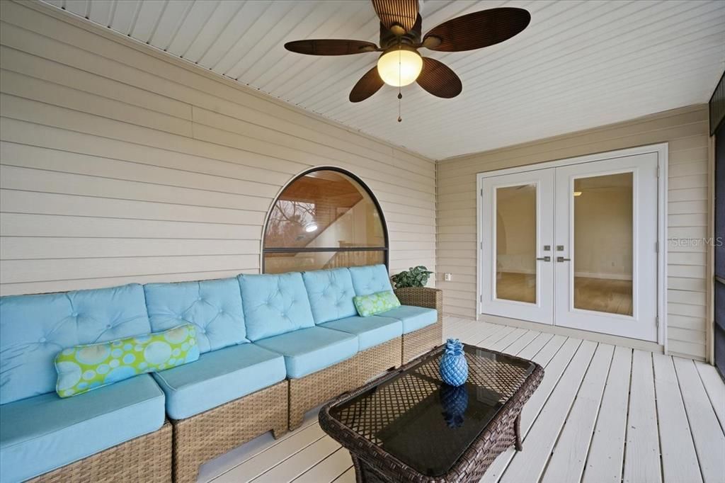 For Sale: $1,199,999 (4 beds, 2 baths, 2672 Square Feet)