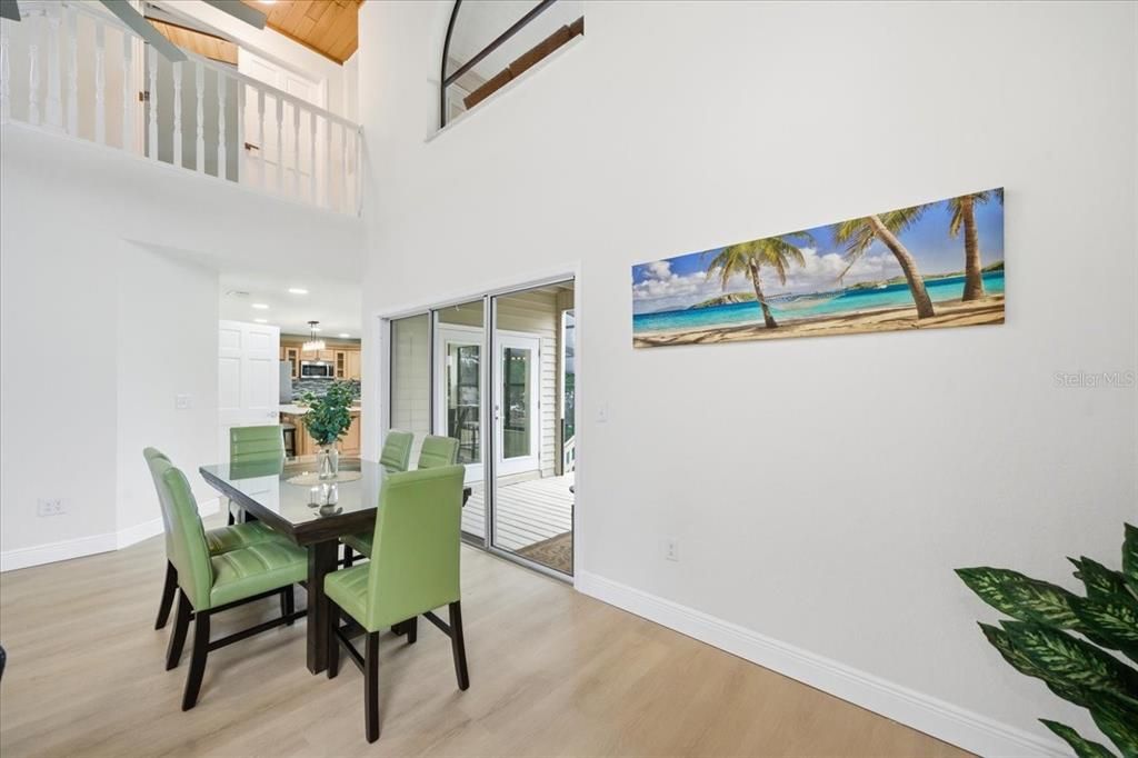 For Sale: $1,199,999 (4 beds, 2 baths, 2672 Square Feet)