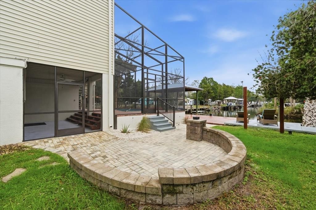 For Sale: $1,199,999 (4 beds, 2 baths, 2672 Square Feet)