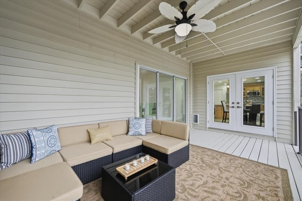 For Sale: $1,199,999 (4 beds, 2 baths, 2672 Square Feet)