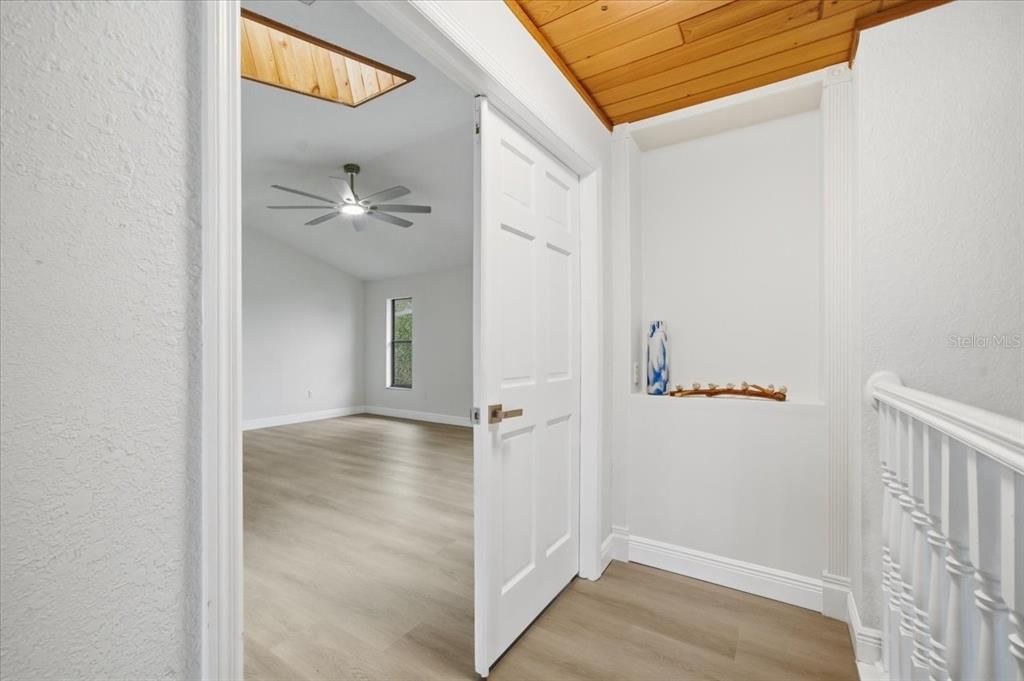 For Sale: $1,199,999 (4 beds, 2 baths, 2672 Square Feet)