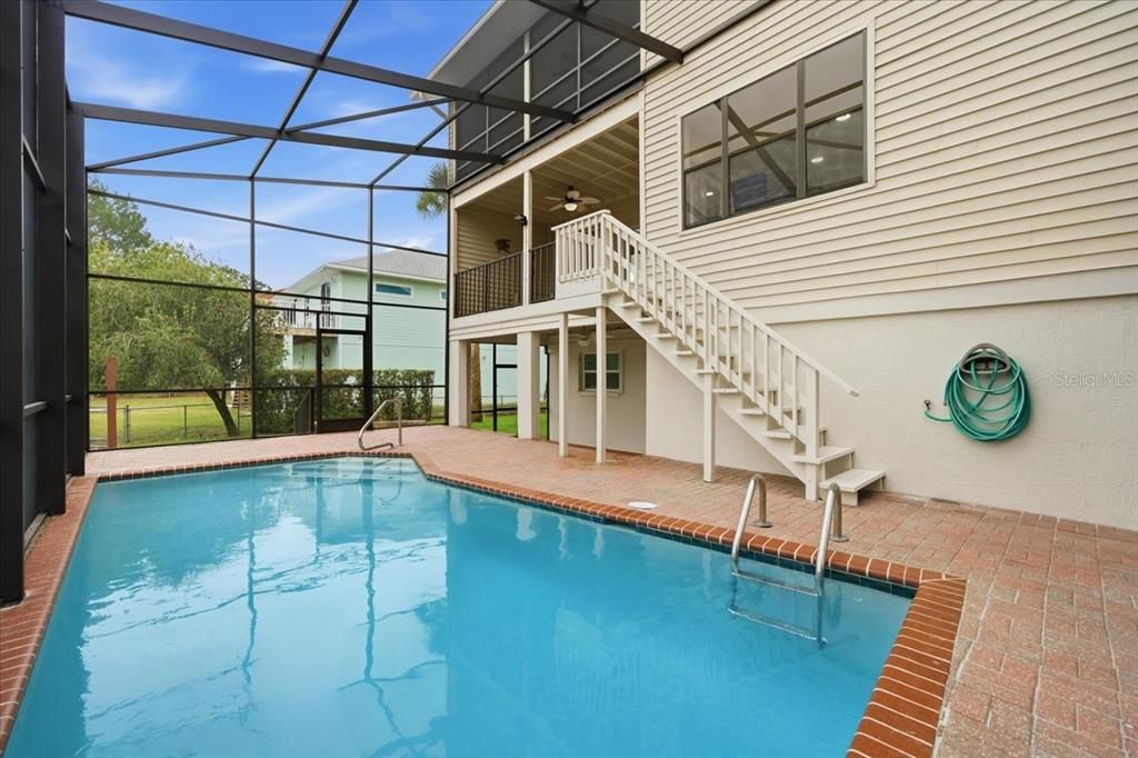 For Sale: $1,199,999 (4 beds, 2 baths, 2672 Square Feet)