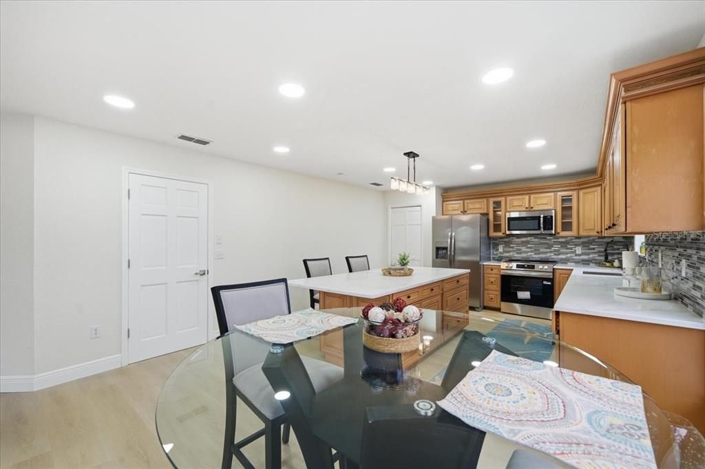 For Sale: $1,199,999 (4 beds, 2 baths, 2672 Square Feet)