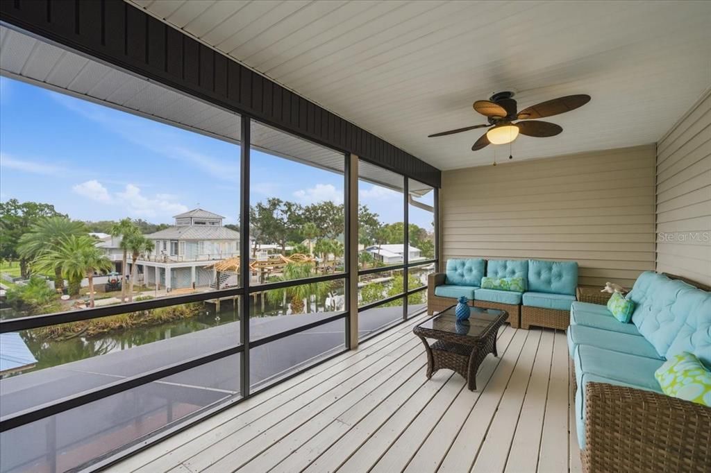 For Sale: $1,199,999 (4 beds, 2 baths, 2672 Square Feet)