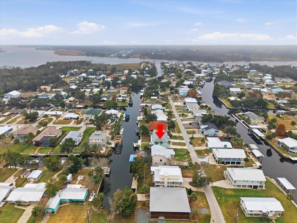 For Sale: $1,199,999 (4 beds, 2 baths, 2672 Square Feet)