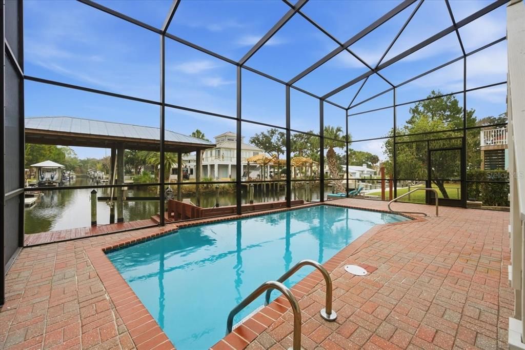 For Sale: $1,199,999 (4 beds, 2 baths, 2672 Square Feet)