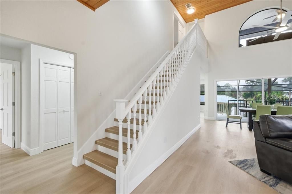 For Sale: $1,199,999 (4 beds, 2 baths, 2672 Square Feet)