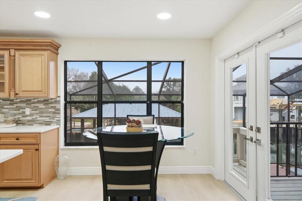 For Sale: $1,199,999 (4 beds, 2 baths, 2672 Square Feet)