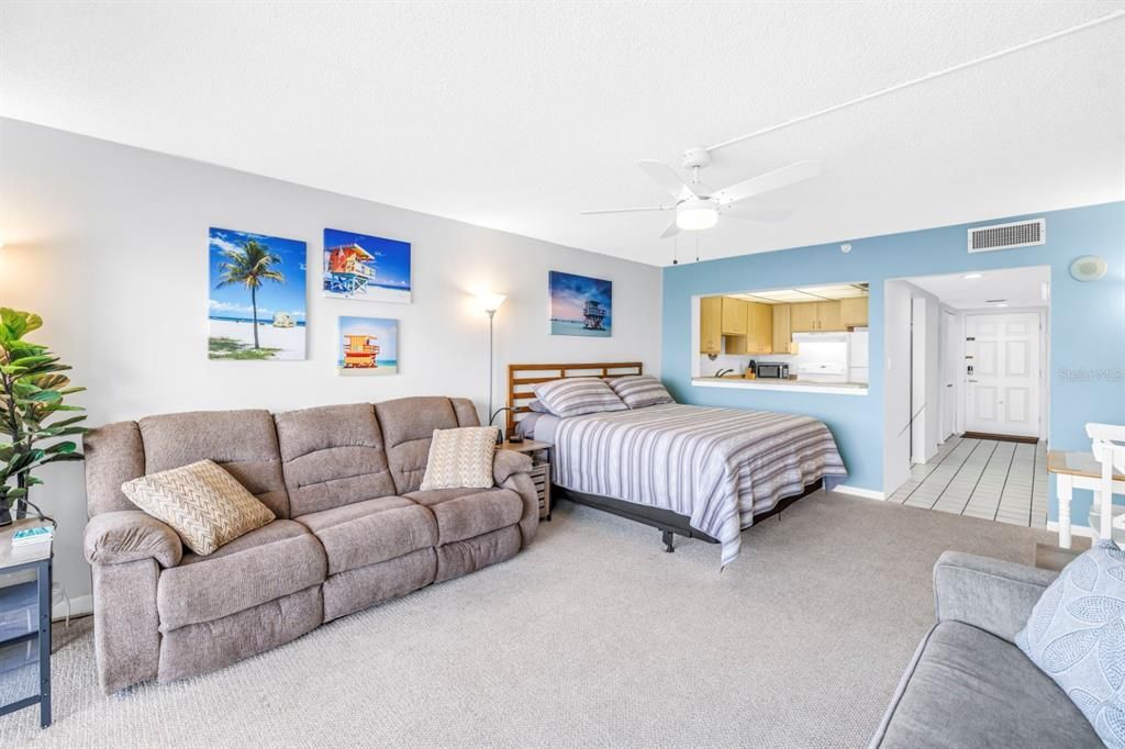 For Sale: $449,000 (0 beds, 1 baths, 520 Square Feet)