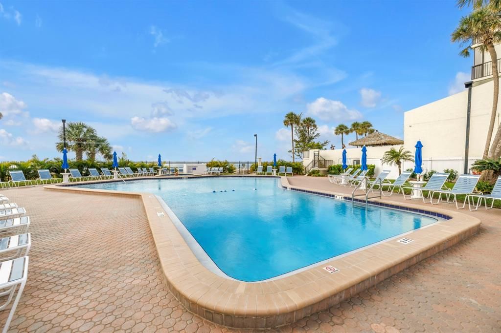 For Sale: $449,000 (0 beds, 1 baths, 520 Square Feet)