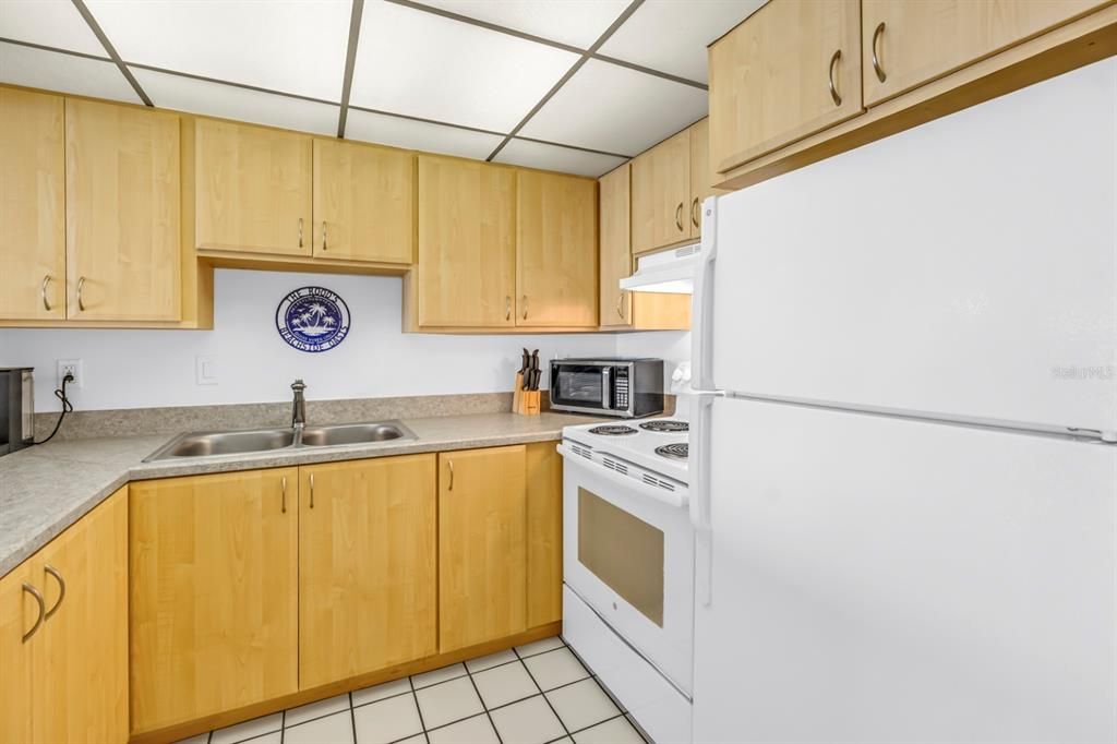 For Sale: $449,000 (0 beds, 1 baths, 520 Square Feet)