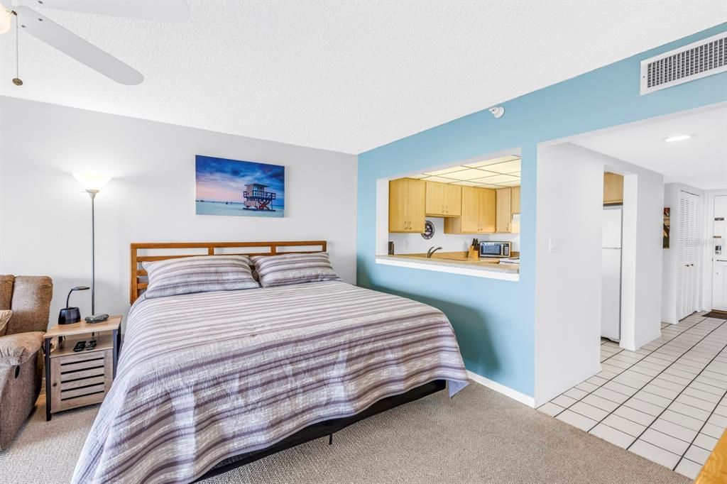 For Sale: $449,000 (0 beds, 1 baths, 520 Square Feet)