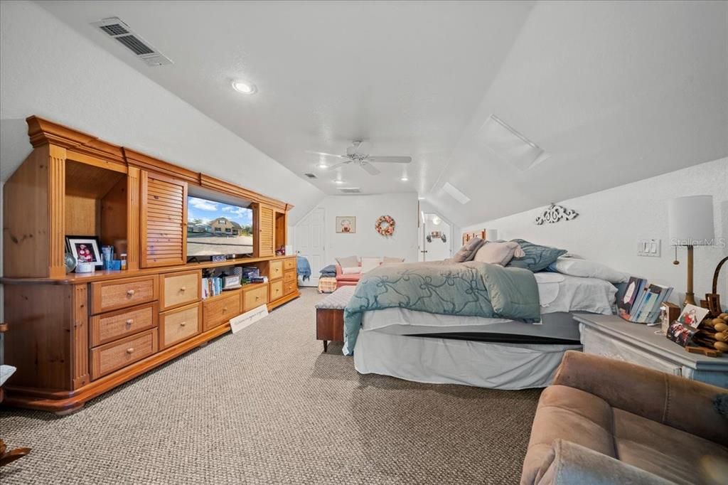 For Sale: $1,200,000 (0 beds, 0 baths, 6776 Square Feet)