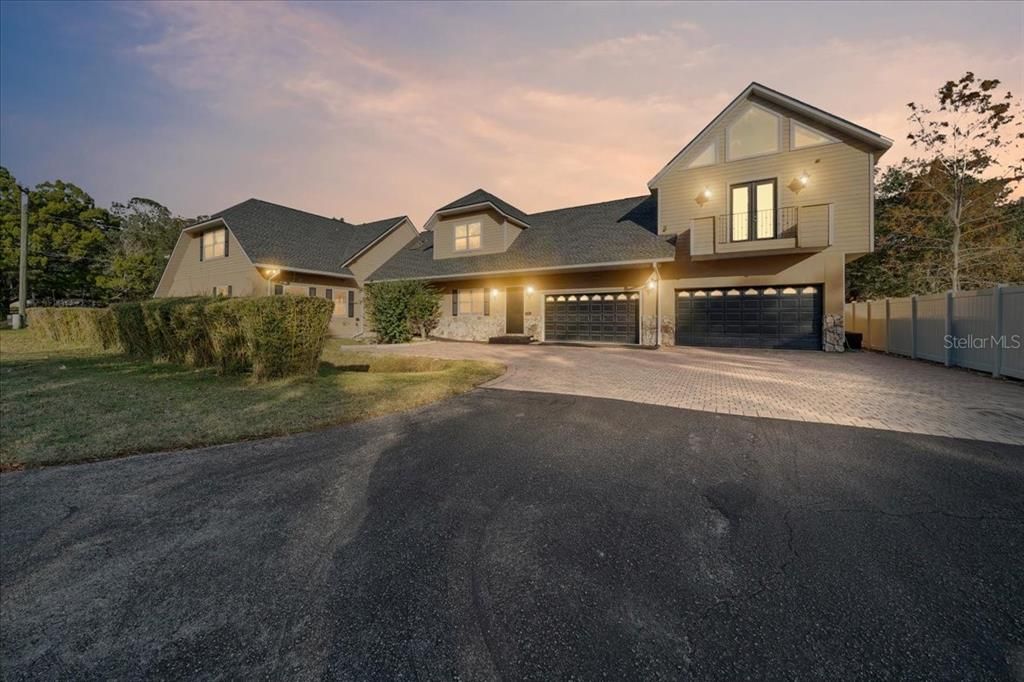 For Sale: $1,200,000 (0 beds, 0 baths, 6776 Square Feet)