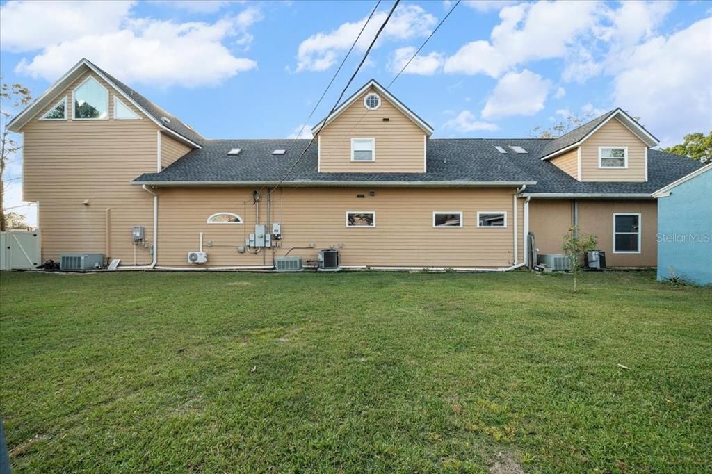 For Sale: $1,200,000 (0 beds, 0 baths, 6776 Square Feet)