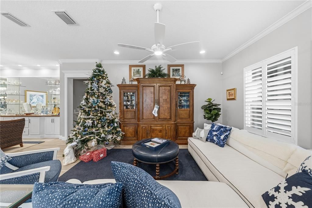 For Sale: $650,000 (3 beds, 3 baths, 2763 Square Feet)