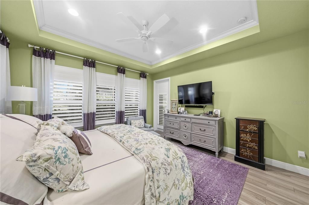 For Sale: $650,000 (3 beds, 3 baths, 2763 Square Feet)