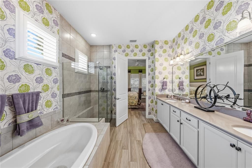 For Sale: $650,000 (3 beds, 3 baths, 2763 Square Feet)