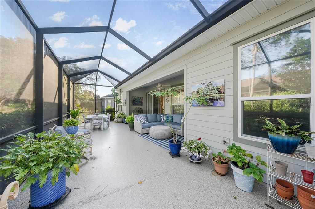 For Sale: $650,000 (3 beds, 3 baths, 2763 Square Feet)