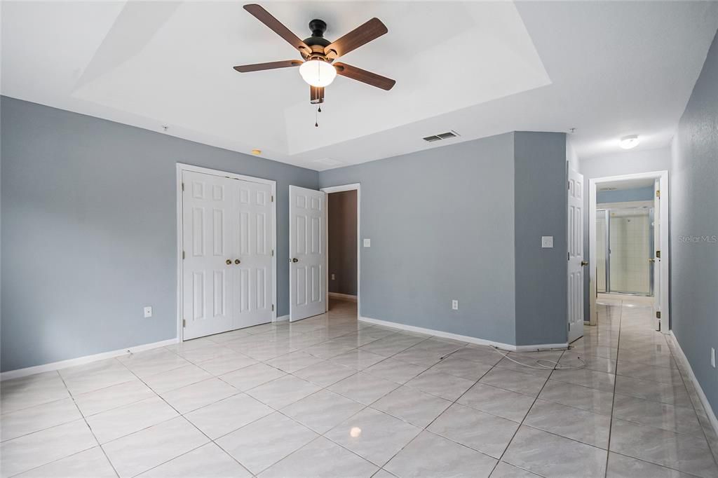 For Sale: $320,000 (3 beds, 2 baths, 1749 Square Feet)