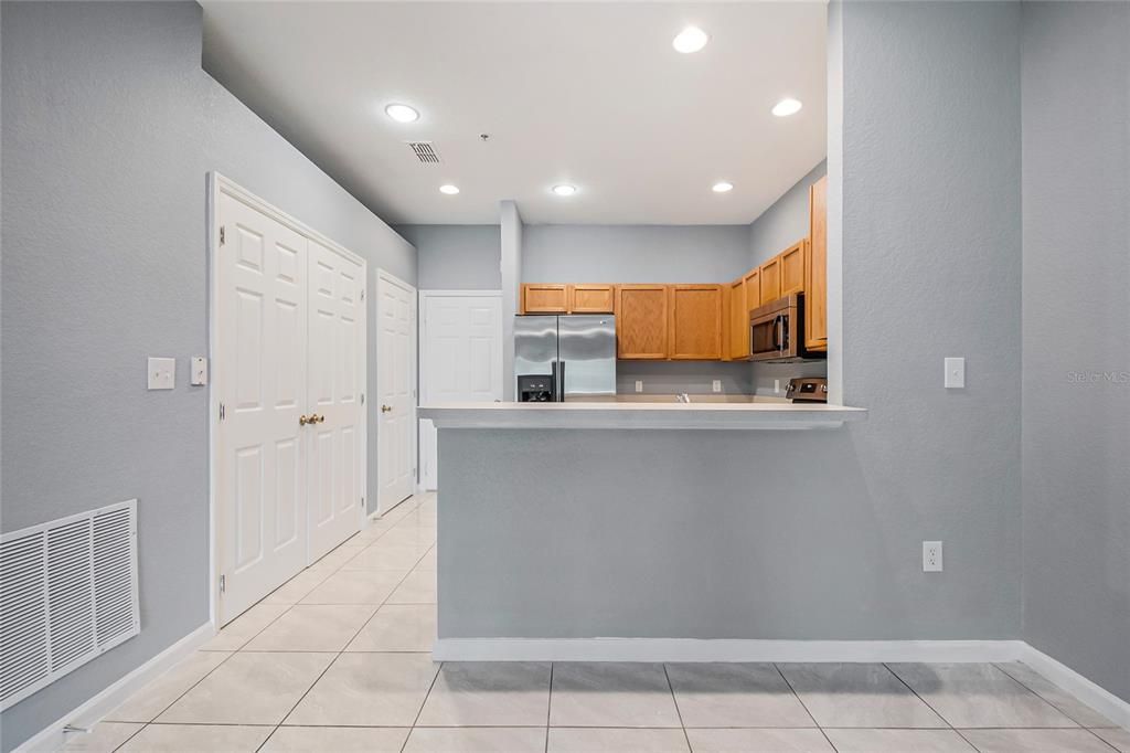 For Sale: $320,000 (3 beds, 2 baths, 1749 Square Feet)